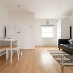  Apartment The Codalston