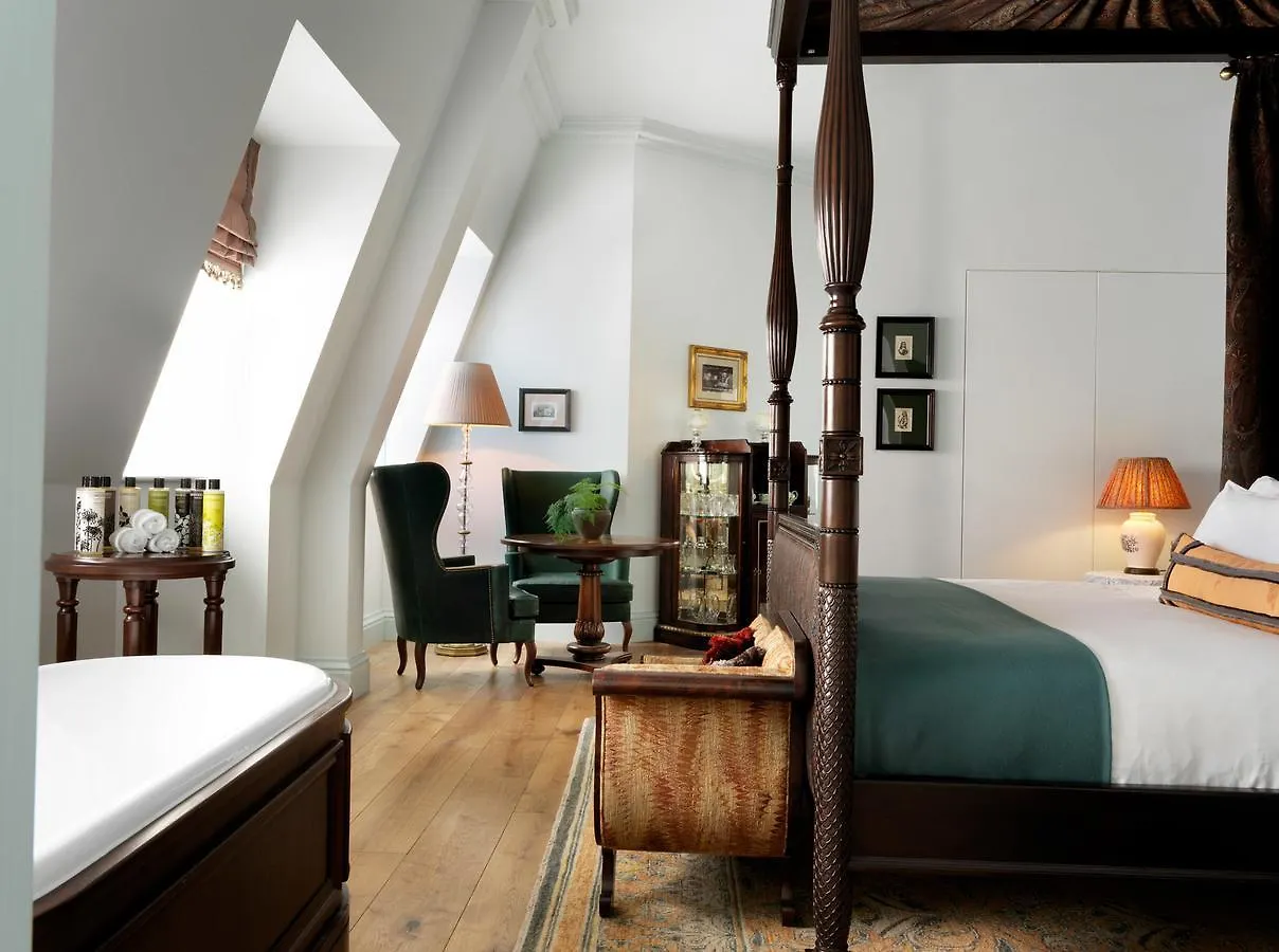 *****  The Ned Hotel London United Kingdom